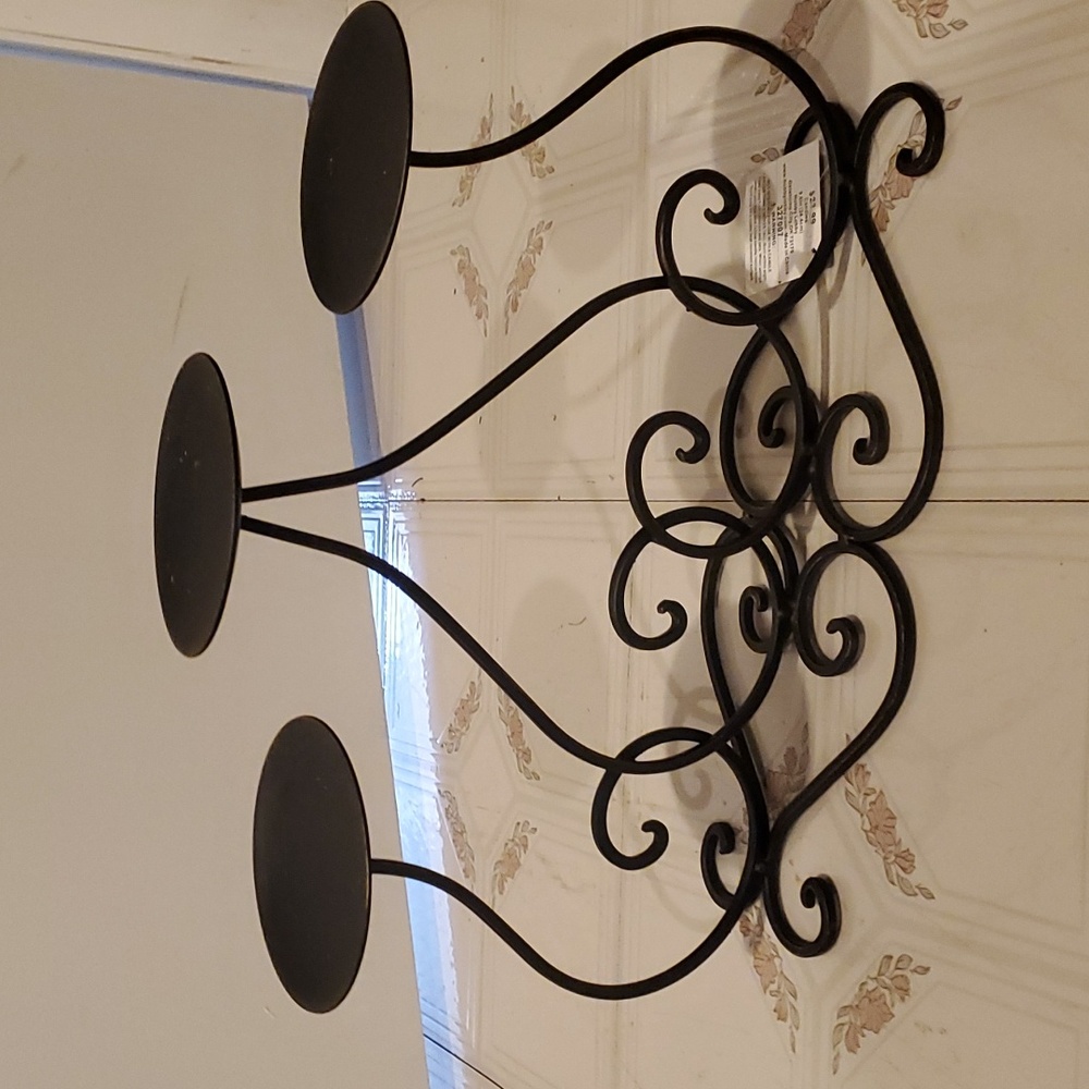 Candle holder